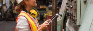 Organizations Can Leverage Field Service Technology to Improve Performance
